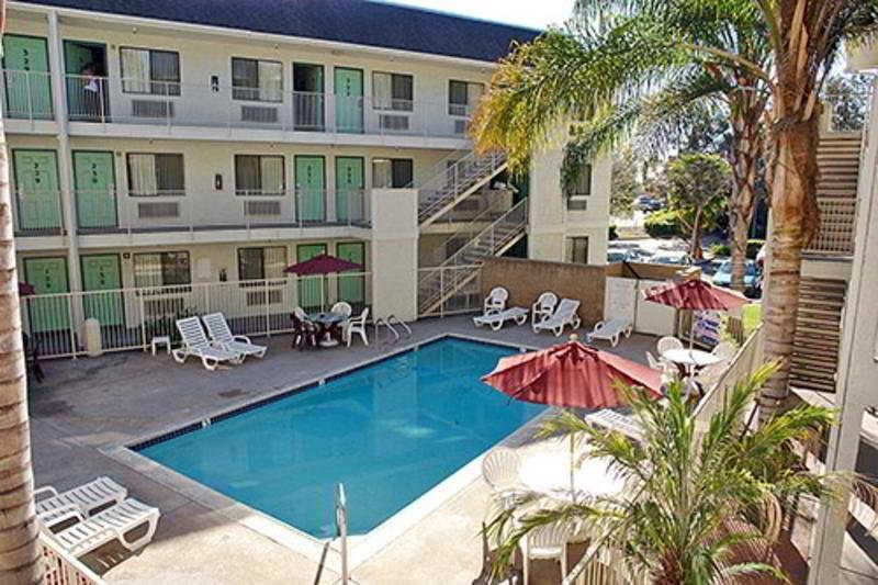 Motel 6-Buena Park, Ca - Knotts Berry Farm - Disneyland Eksteriør billede
