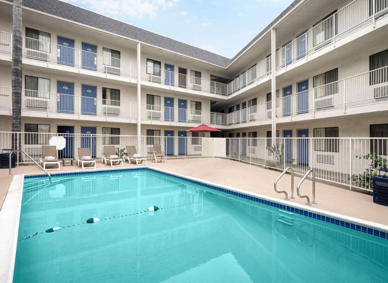 Motel 6-Buena Park, Ca - Knotts Berry Farm - Disneyland Eksteriør billede