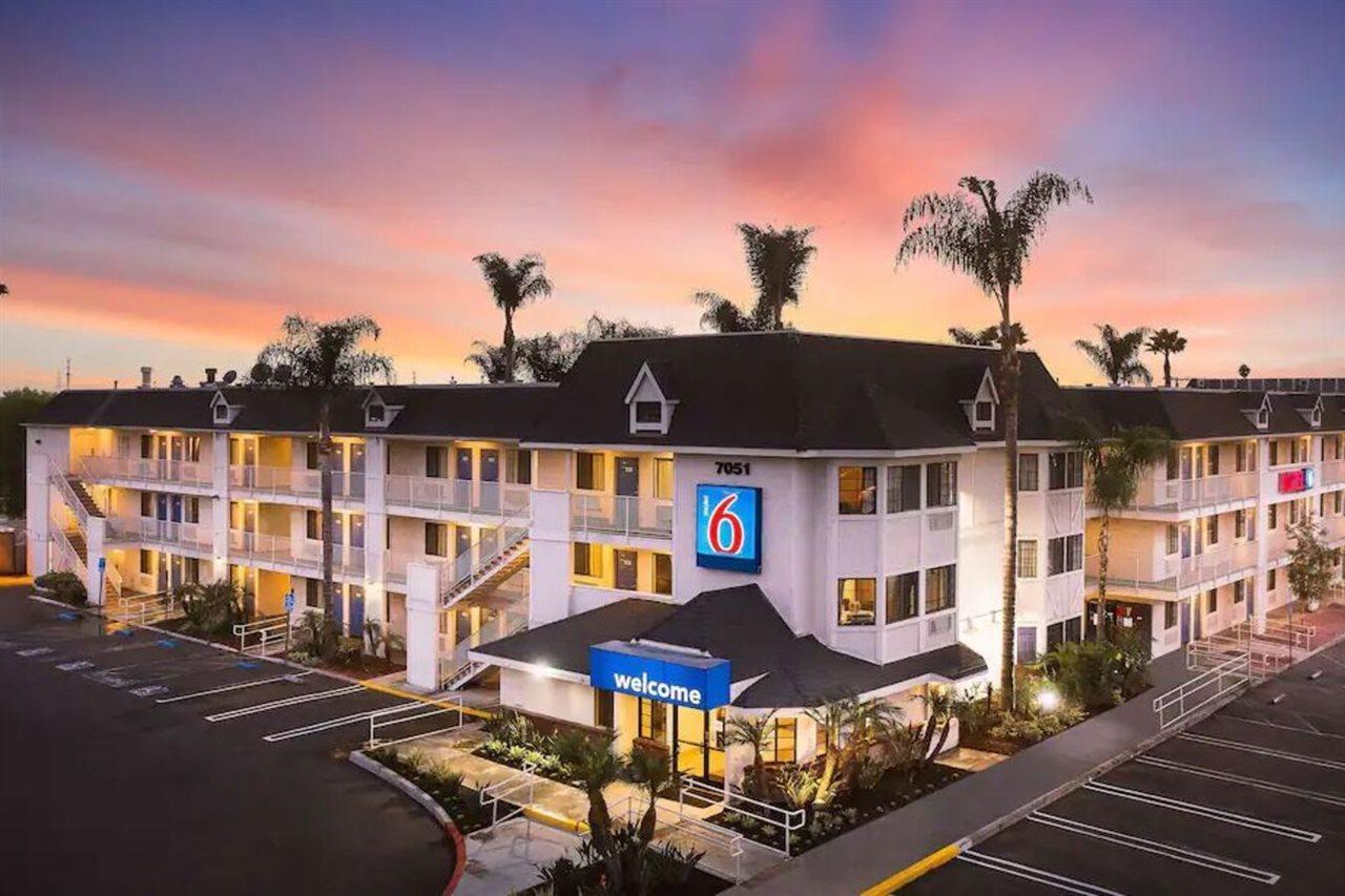 Motel 6-Buena Park, Ca - Knotts Berry Farm - Disneyland Eksteriør billede