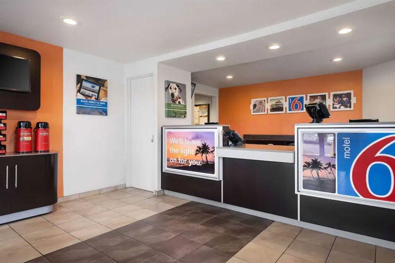 Motel 6-Buena Park, Ca - Knotts Berry Farm - Disneyland Eksteriør billede