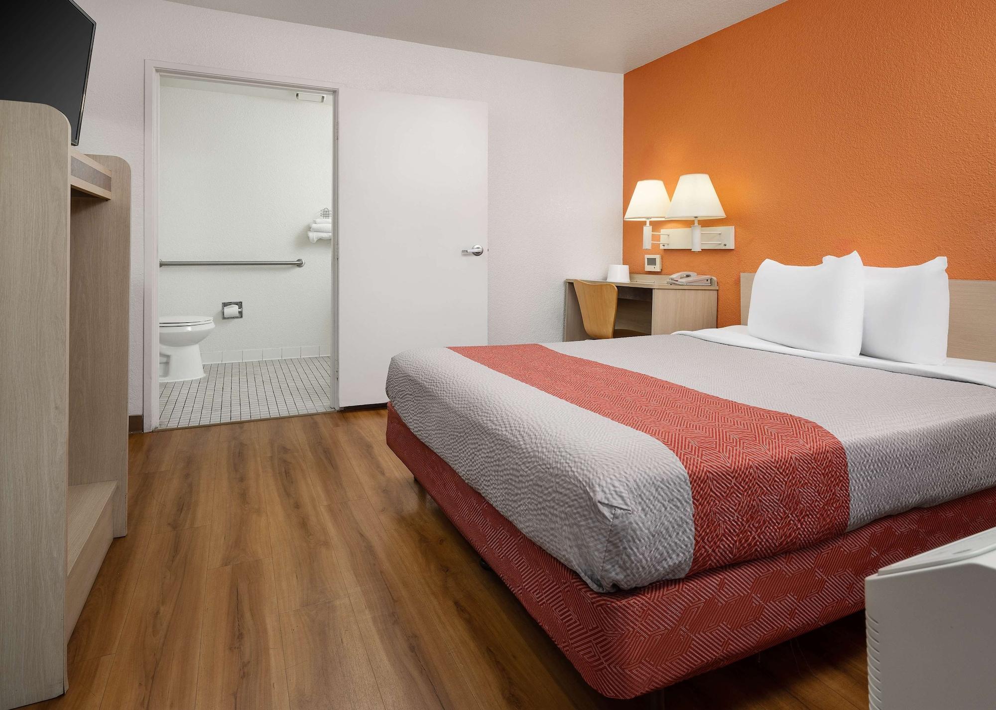 Motel 6-Buena Park, Ca - Knotts Berry Farm - Disneyland Eksteriør billede
