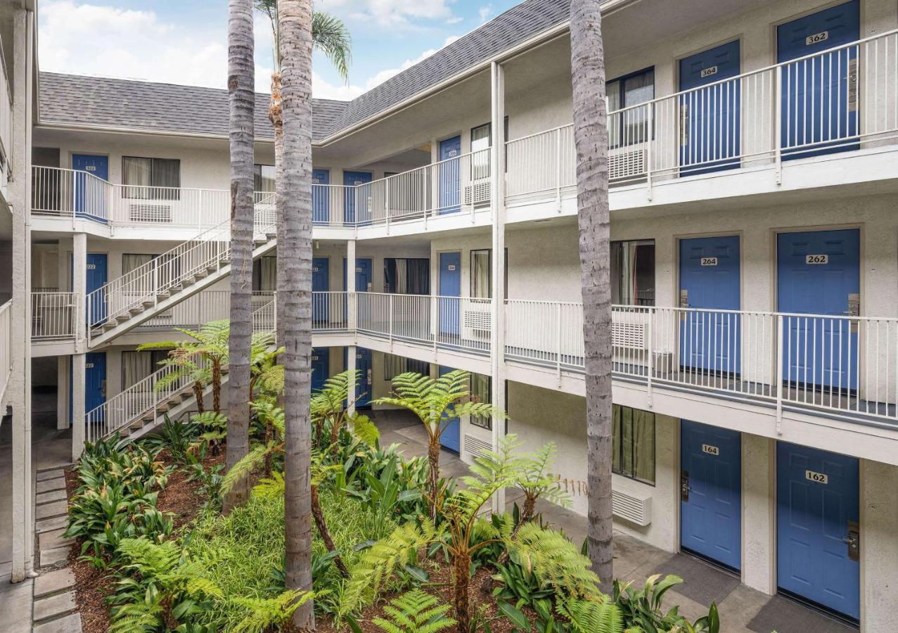Motel 6-Buena Park, Ca - Knotts Berry Farm - Disneyland Eksteriør billede