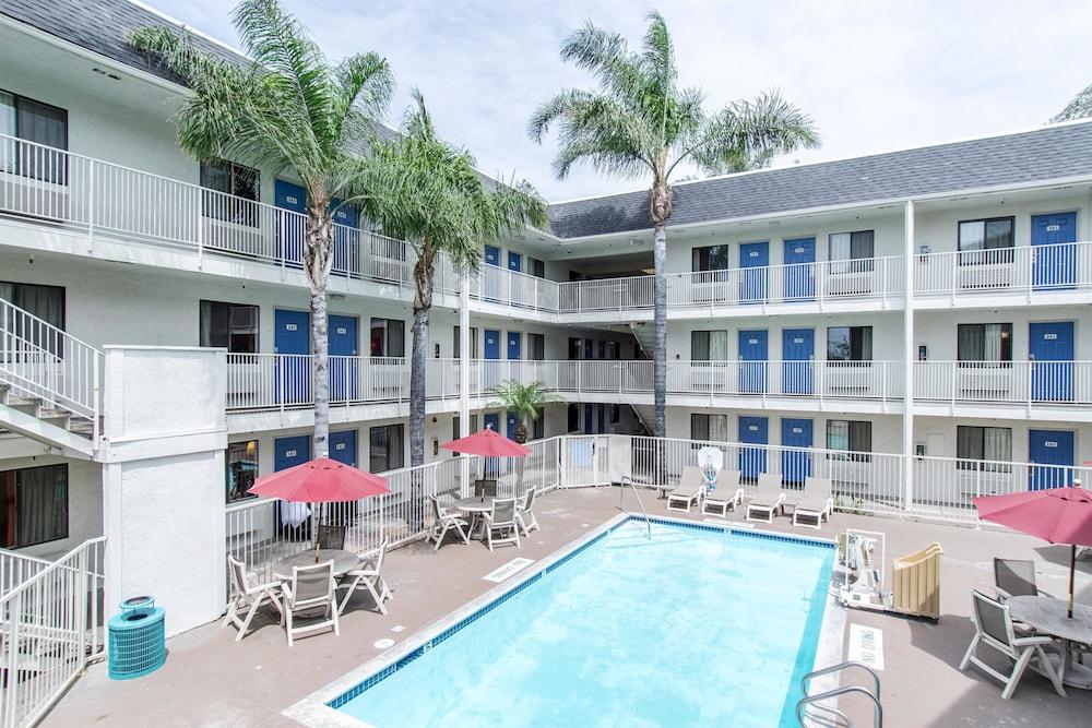 Motel 6-Buena Park, Ca - Knotts Berry Farm - Disneyland Eksteriør billede