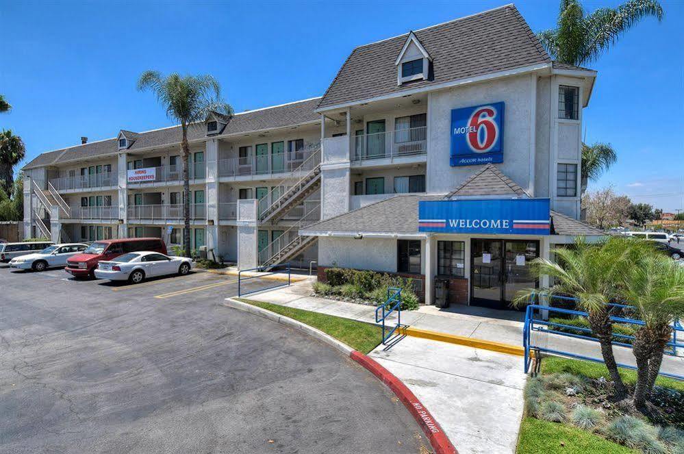 Motel 6-Buena Park, Ca - Knotts Berry Farm - Disneyland Eksteriør billede