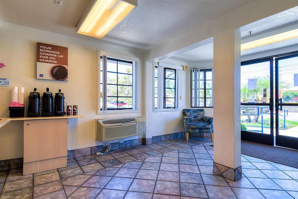 Motel 6-Buena Park, Ca - Knotts Berry Farm - Disneyland Eksteriør billede