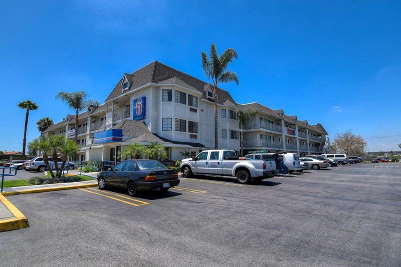 Motel 6-Buena Park, Ca - Knotts Berry Farm - Disneyland Eksteriør billede